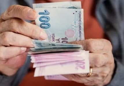 Emeklinin bayram ikramiyesi TBMM'de kabul edildi