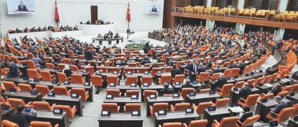 Emekliye 5 bin TL'lik ek ödeme, TBMM'de kabul edildi