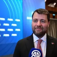 Emre Tezmen gözaltına alındı