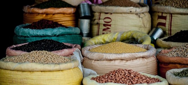 Emtia fiyatları artan dolar talebiyle geriledi