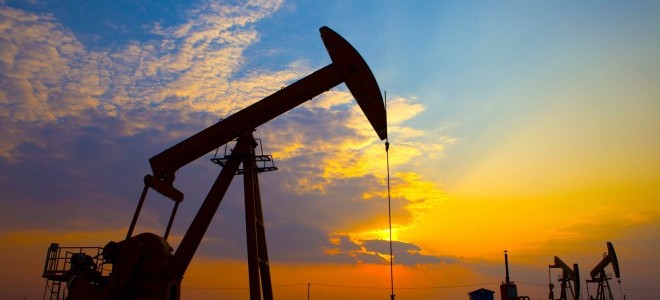 Emtia piyasası, Fed'in şahin tutumu ve jeopolitik riskler arasında kaldı