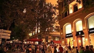 En büyük 100 lüks tüketim şirketinin satışları yüzde 10.8 arttı