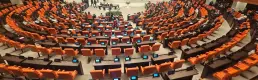 En düşük emekli aylığı düzenlemesi TBMM Genel Kurulu'nda