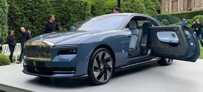 En pahalı elektrikli otomobil için 110 Türk sırada