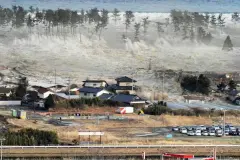 Endonezya’da 7,7’lik deprem: Tsunami uyarısı yapıldı