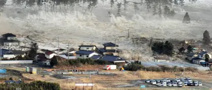 Endonezya’da 7,7’lik deprem: Tsunami uyarısı yapıldı