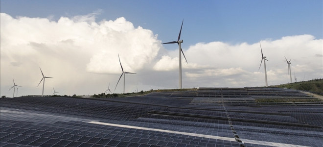 Enerji dönüşümü için 171 ülke bir araya geldi