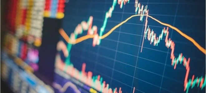 Enflasyon 3 yıl sonra politika faizinin altına indi