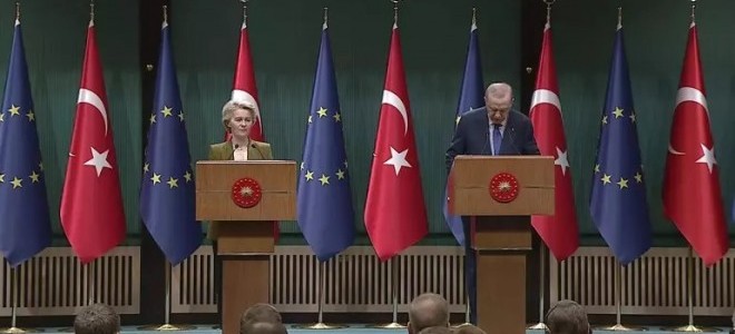 AB'den mülteciler için Türkiye'ye 1 milyar euroluk ek fon