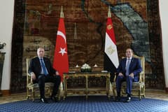 Erdoğan: Mısır, Türkiye'nin Afrika'daki en büyük ticaret ortağı olmayı sürdürüyor