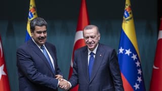 Erdoğan, Venezuela Cumhurbaşkanı Nicolas Maduro ile görüştü