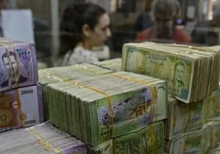 Ekonomisi çökme eşiğinde olan Suriye, memur maaşlarını iki katına çıkardı, teşvikleri kesti