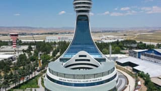 Esenboğa Havalimanı'nın 3. pisti ve modern kulesi hizmete girdi