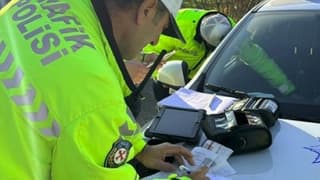 Eski milletvekili mahkemeye gitti, trafik cezası silindi!