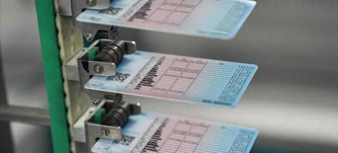 Eski tip ehliyet sahipleri için son bir ay