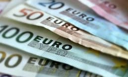 Euro Bölgesi banka kredilerinde 15 ayın en büyük artışı 