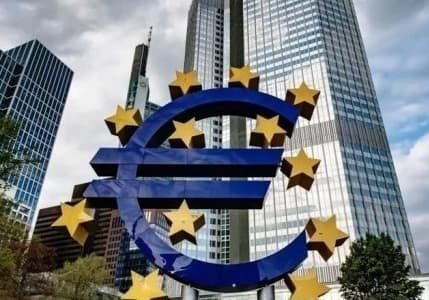 Euro Bölgesi'nde enflasyon ekimde beklentileri aştı