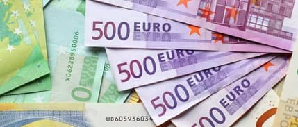 Euro Bölgesi'nde şirketlere verilen krediler arttı