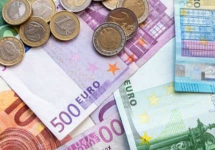 Euro Bölgesi'nde yatırımcı güveni 13 ayın en yüksek seviyesine yükseldi