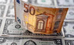 Euro ECB üyelerinin faiz artış söylemleriyle yön arayışında