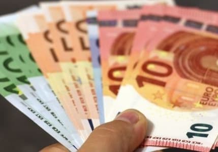Euro güne 8,17 lira seviyesinde başladı 