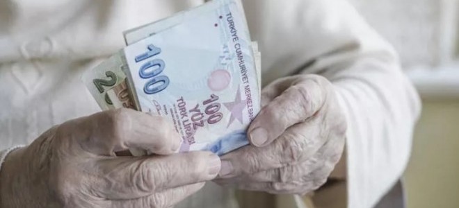 EYT'lilerin merakla beklediği gün geldi: İlk maaş ve ikramiyeler yatırılacak