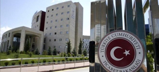 Fahiş fiyat artışı yapan 369 firmaya 152 milyon liralık ceza