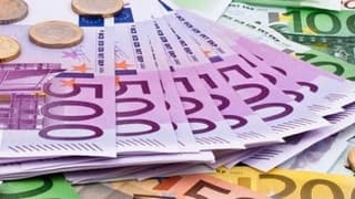 Faiz Artışı Sonrası Euro Yeniden 5.0 Lirayı Aştı