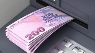 Faizsiz kredi yarışı kızıştı: Hangi banka müşterilerine ne kadar limit veriyor?