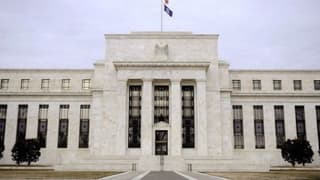 Fed 4 büyük bankanın olası iflas planlarını zayıf buldu