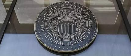 Fed: ABD'de yılın ilk çeyreğinde ticari kredi talebi zayıfladı 