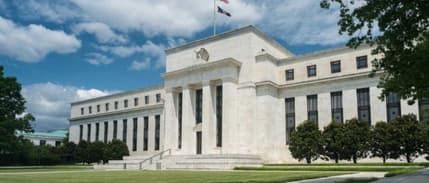 Fed Başkanı Powell'dan Omicron varyantı uyarısı