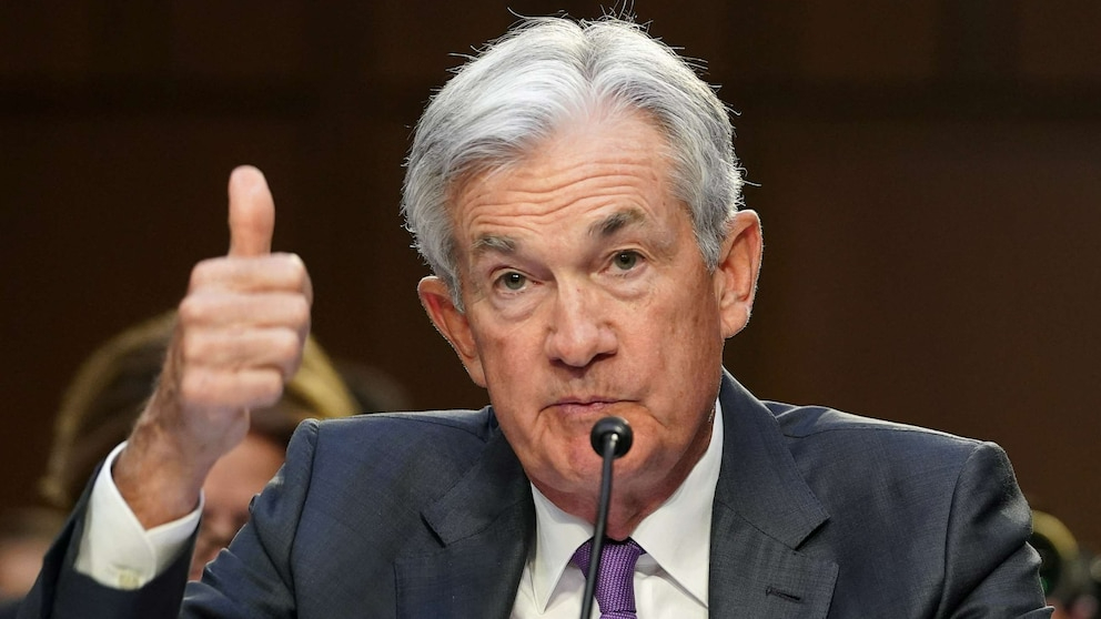 Fed Başkanı Powell: Kararlar toplantı bazında alınacak