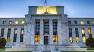 Fed faizi 25 baz puan indirdi, dolar 5,69 lirayı gördü