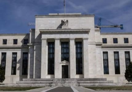 Fed/Rosengren: Faiz indirimi için yavaşlama belirtisini görmeli