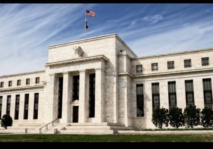 Fed tutanakları, faiz artışının beklenenden erken olabileceğinin sinyalini verdi
