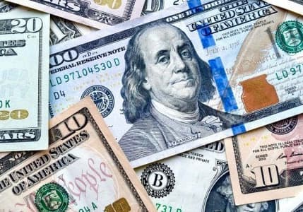Fed tutanakları öncesinde dolar/TL'de yukarı ivmelenme sürüyor 
