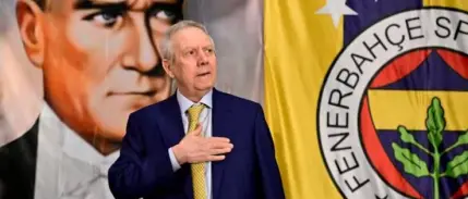 Fenerbahçe KAP’a bildirdi: Aziz Yıldırım yönetiminde 7 üye istifa etti