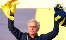 Fenerbahçe Mourinho'nun maaşını KAP'a bildirdi