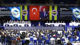 Fenerbahçe'nin borç yükü 27,8 milyar lira oldu