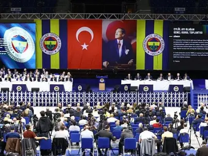 Fenerbahçe'nin borç yükü 27,8 milyar lira oldu