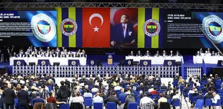 Fenerbahçe'nin borç yükü 27,8 milyar lira oldu