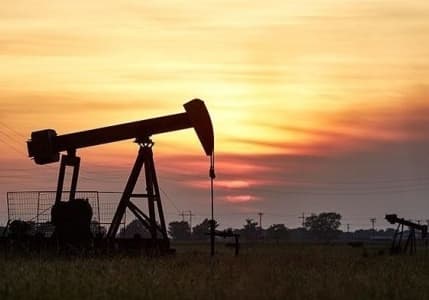 Fesharaki: Savaş ihtimali petrol fiyatlarında güçlü bir ralliyi tetikleyebilir