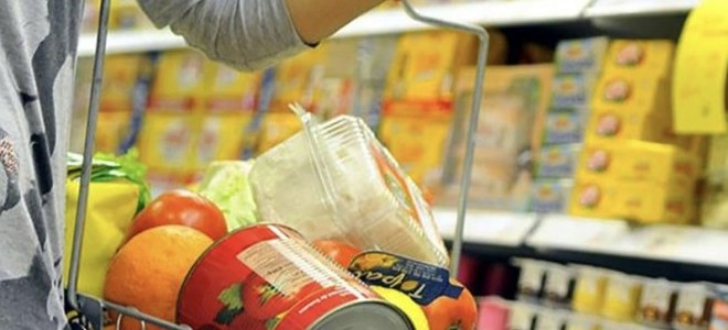 Fiyatı en çok artan ürün 'orta öğretim', en çok düşen 'hava yolu ile yolcu taşımacılığı' oldu