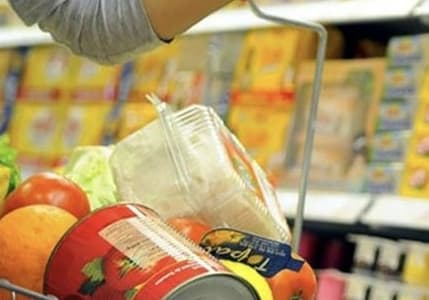 Fiyatı en çok artan ürün 'orta öğretim', en çok düşen 'hava yolu ile yolcu taşımacılığı' oldu