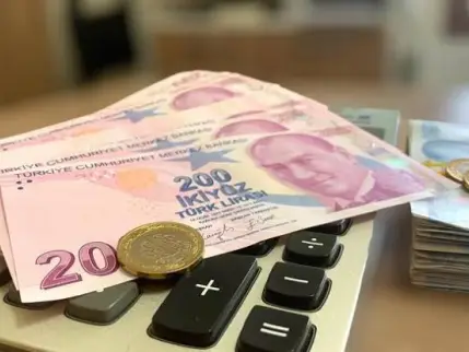 Fonlardan kaçan para mevduata sığındı