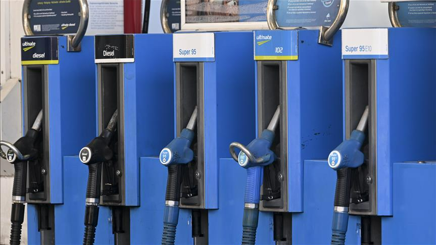 Fransa'da arz endişeleri sonrası düşük standartlı akaryakıt dönemi