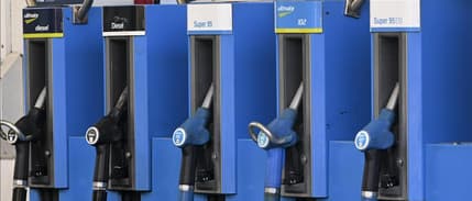 Fransa'da arz endişeleri sonrası düşük standartlı akaryakıt dönemi