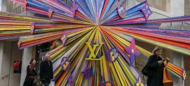 Fransız devi LVMH, dünyanın en değerli 10 şirketi arasına girdi