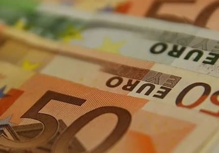 Fransız devlet tahvillerinin risk primi 2012 Euro Krizi'nden bu yana en yüksek seviyede